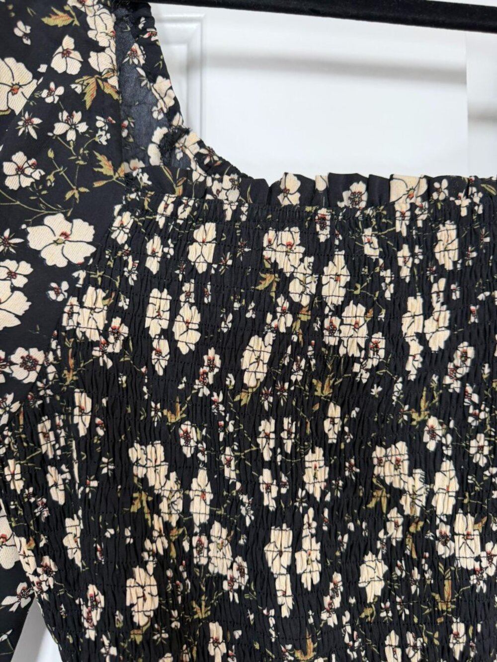 Hayden Los Angeles Black Floral Smocked Midi Dress Size M - Picture 8 of 11
